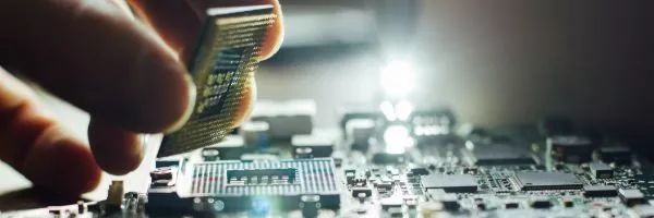 超越編程 計算機集成與信息系統，一個隱藏在STEM中的戰略樞紐